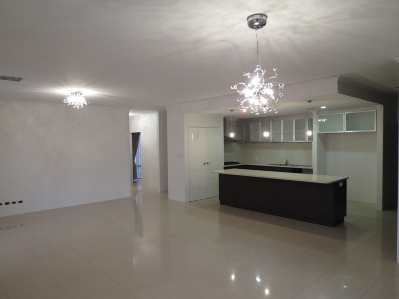 20 Bhutan St, Aubin Grove WA 6164