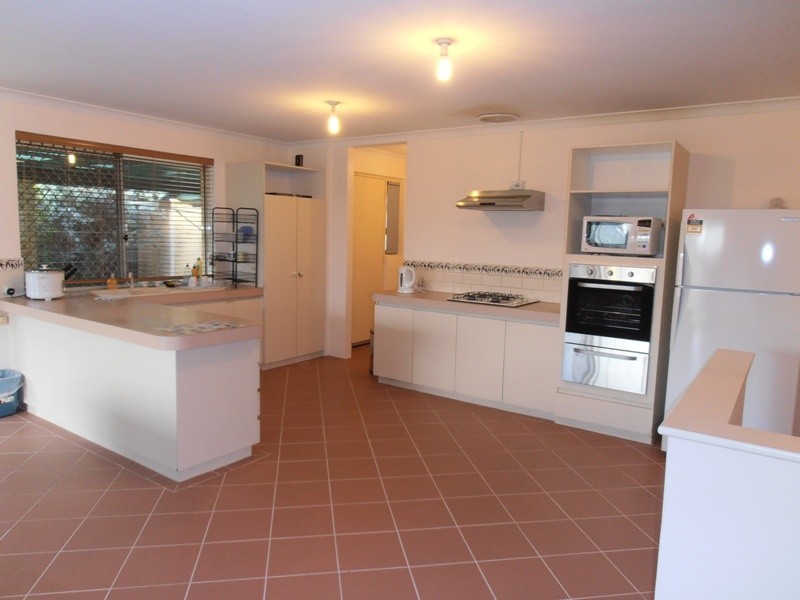 11 Crampton Elbow ROOM 4, Murdoch WA 6150