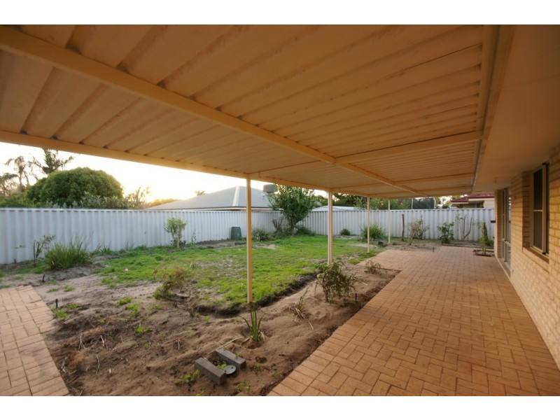 22 Marich Cove, Atwell WA 6164