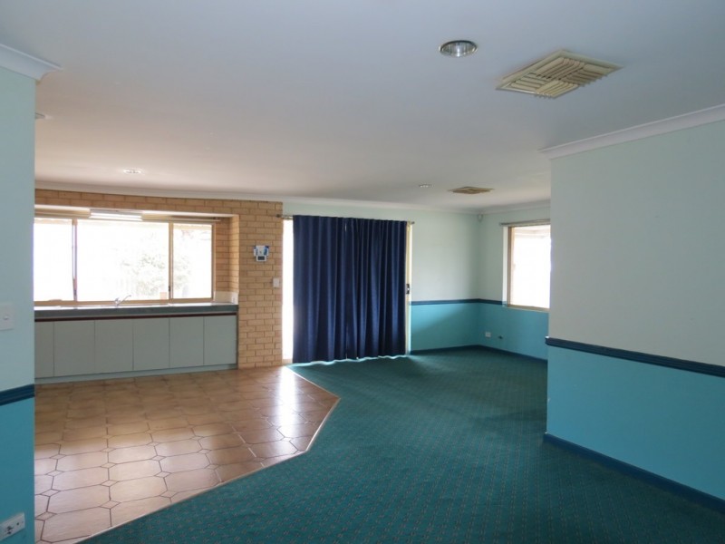 6 Ellery Court, Success WA 6164