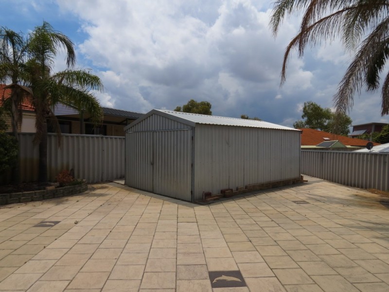 6 Ellery Court, Success WA 6164