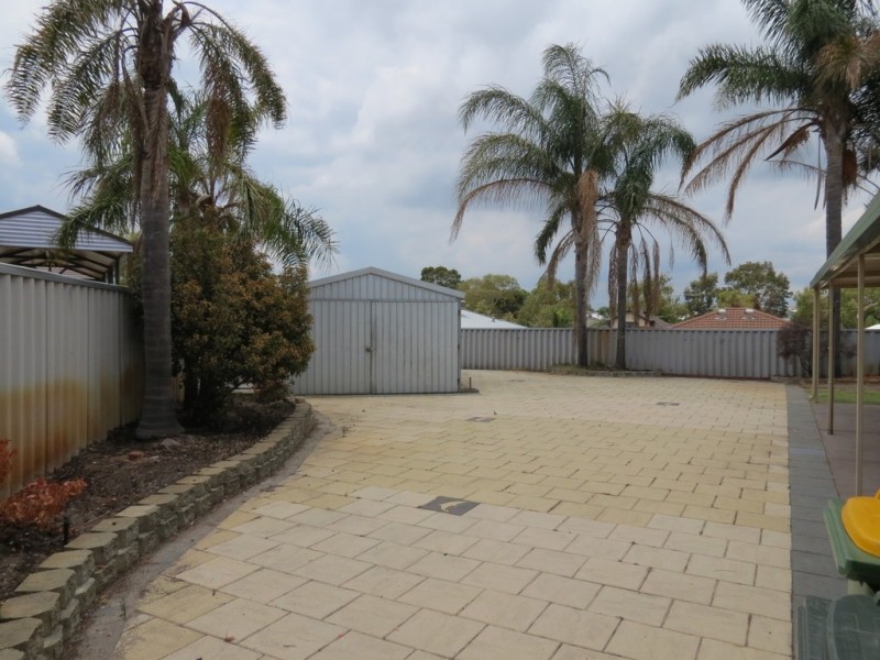 6 Ellery Court, Success WA 6164