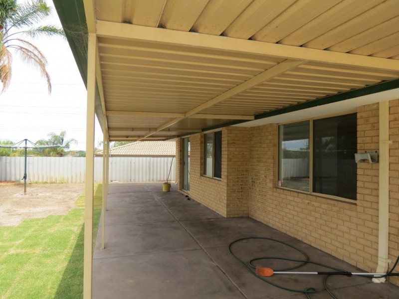 6 Ellery Court, Success WA 6164