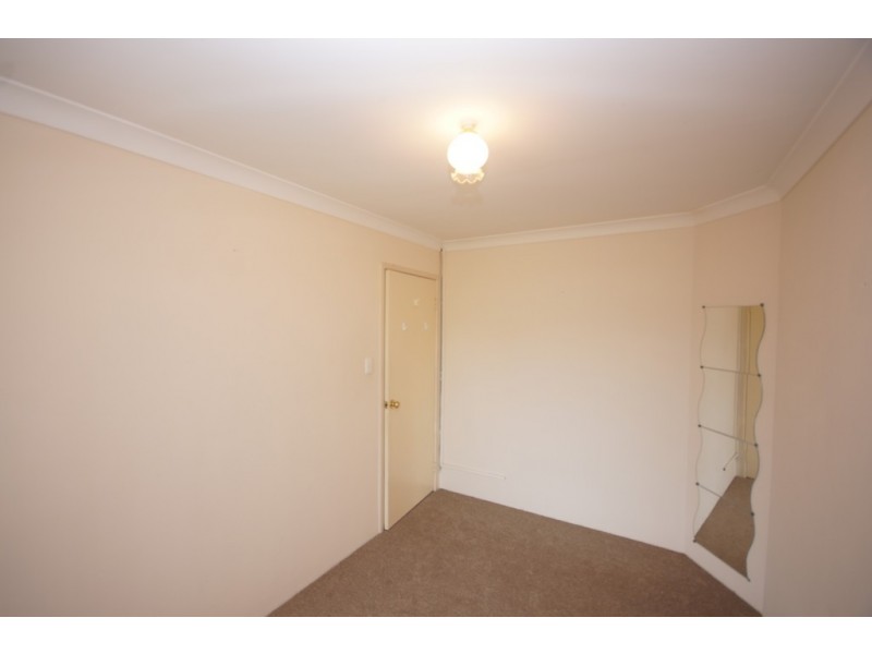 4 Farrington Road, Leeming WA 6149
