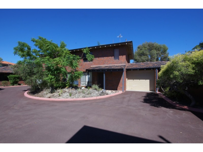 Room 2, 9/79 MacLeod Road, Applecross WA 6153