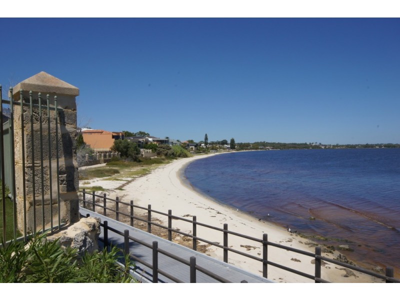 9/79 MacLeod Road, Applecross WA 6153