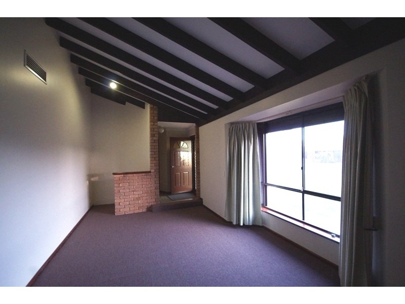 6 Barbados Close, Safety Bay WA 6169