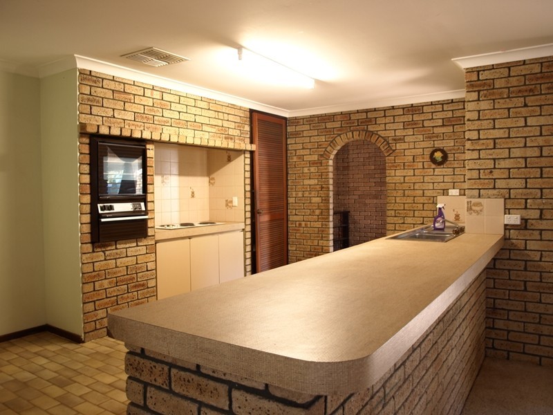 6 Barbados Close, Safety Bay WA 6169