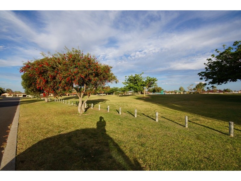 6 Barbados Close, Safety Bay WA 6169