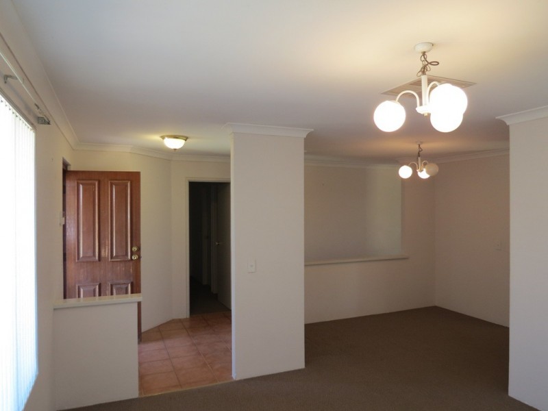 17 Bree Close, Atwell WA 6164