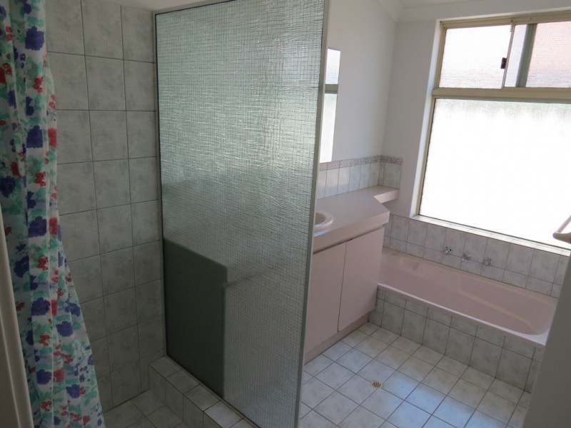 17 Bree Close, Atwell WA 6164