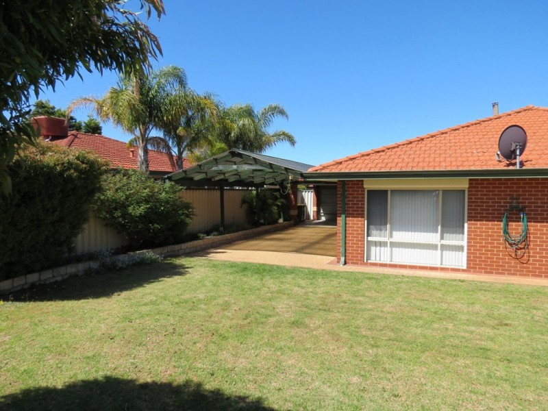 17 Bree Close, Atwell WA 6164