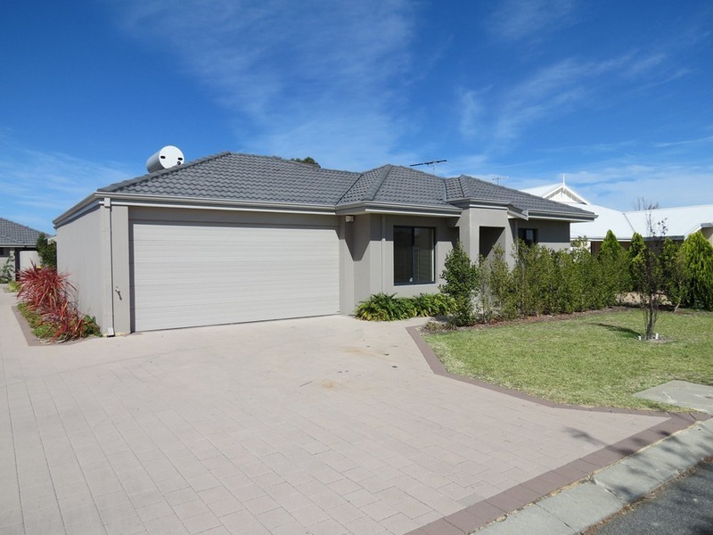 7/19 Pittwater Way, Success WA 6164