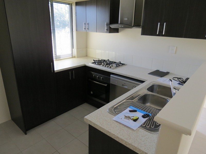 7/19 Pittwater Way, Success WA 6164