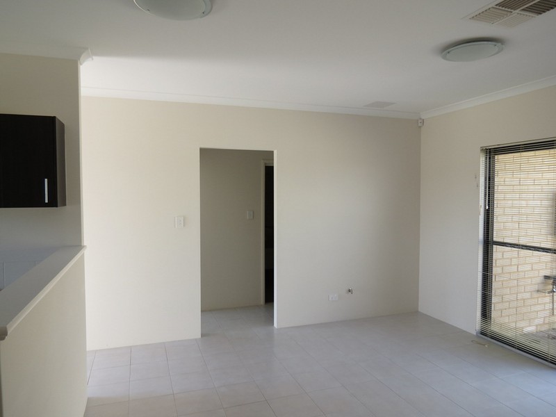 7/19 Pittwater Way, Success WA 6164