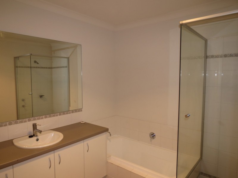 15/2 Twilight Mews, Aubin Grove WA 6164