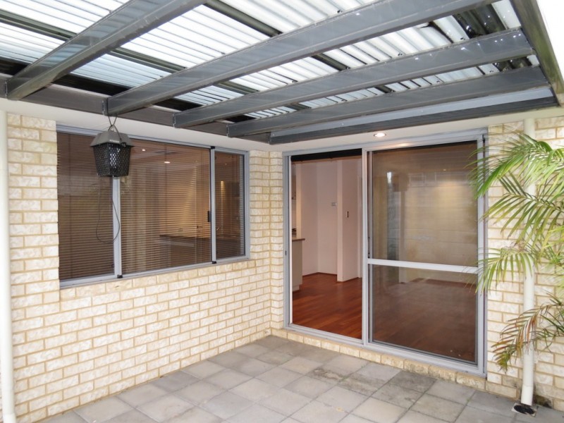 15/2 Twilight Mews, Aubin Grove WA 6164