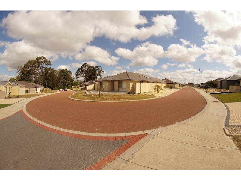 31 Pilkington Street, Canning Vale WA 6155