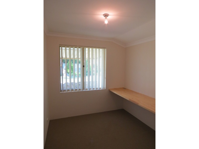 18 Daley Close, Atwell WA 6164