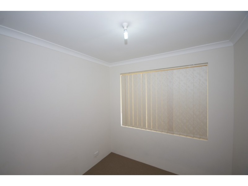 18 Daley Close, Atwell WA 6164