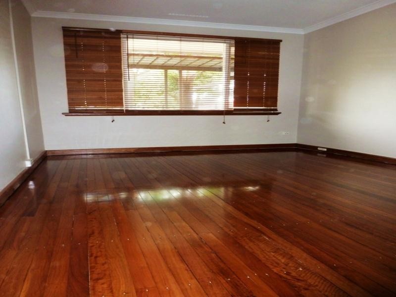 122 Crandon Street, Gosnells WA 6110