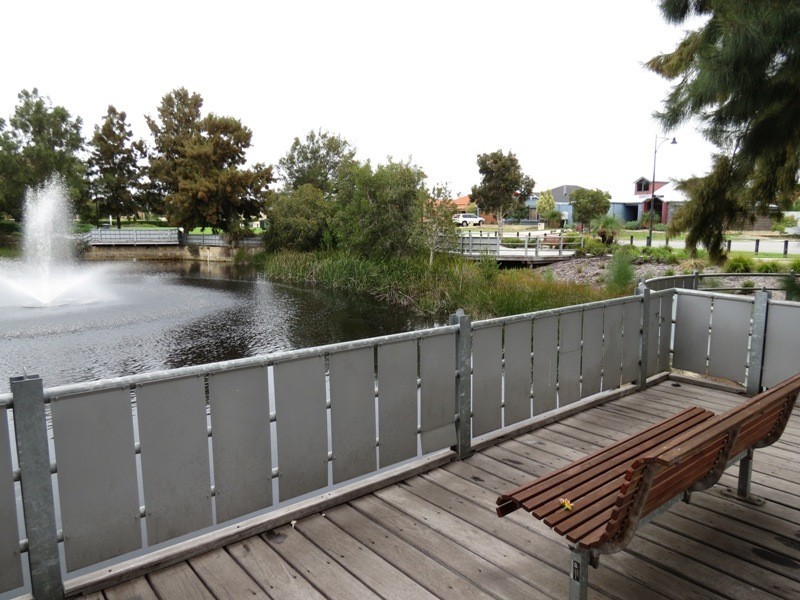 10/27 BARFIELD RD, Hammond Park WA 6164