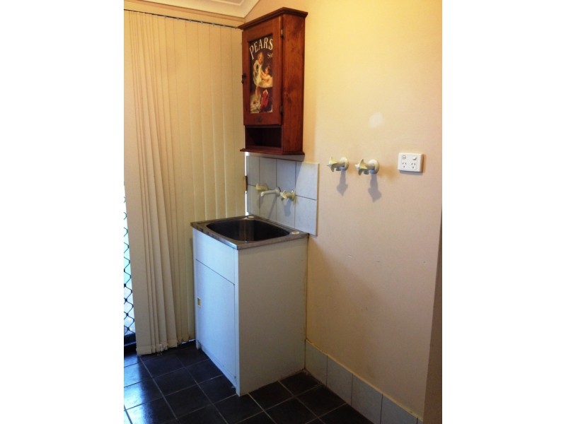 11 Wah Court, Atwell WA 6164