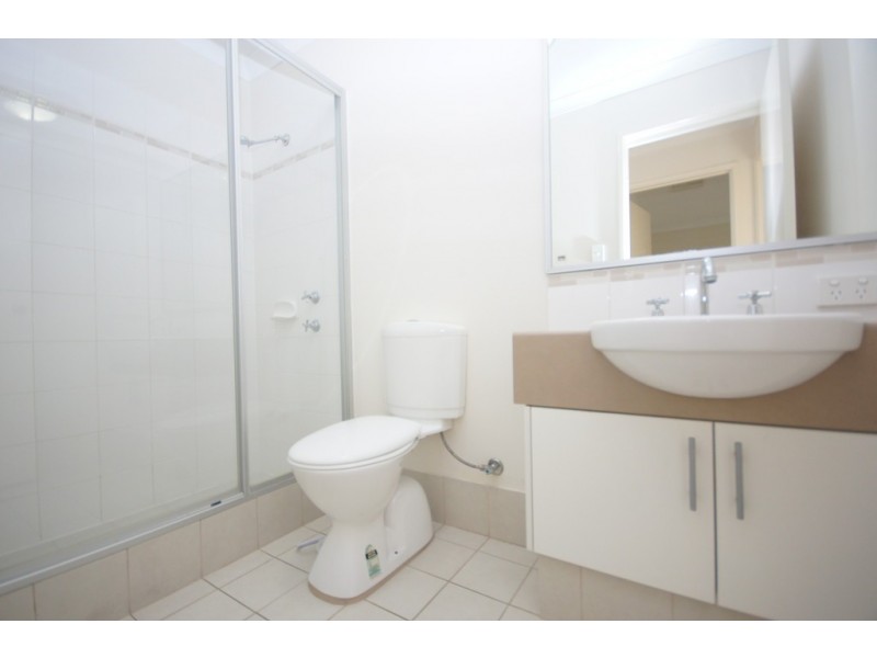 2/19 Pittwater Way, Success WA 6164