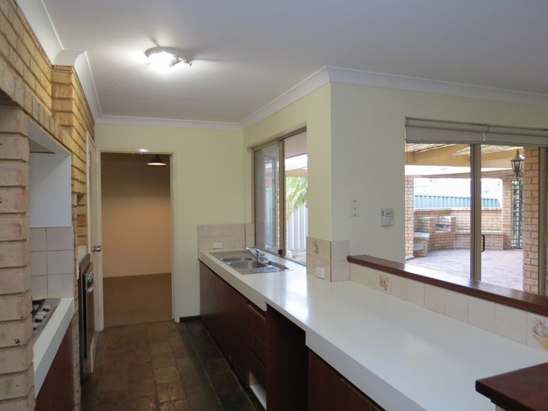 9 Crampton Elbow, Murdoch WA 6150