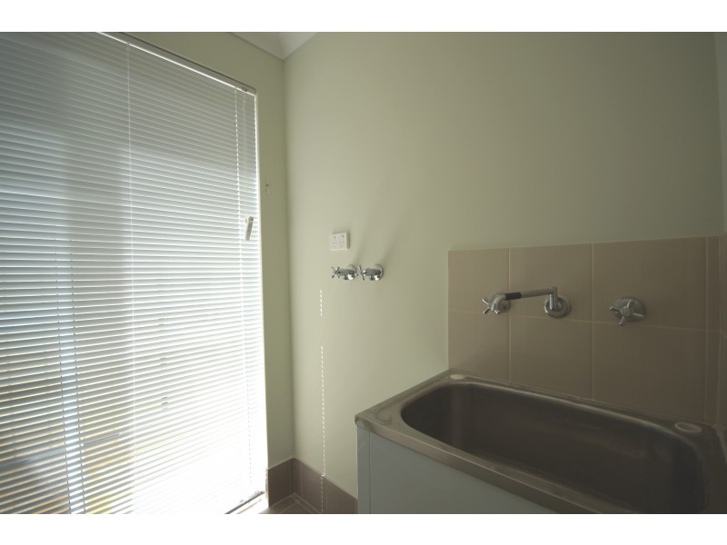 13A Biloxi Loop, Success WA 6164