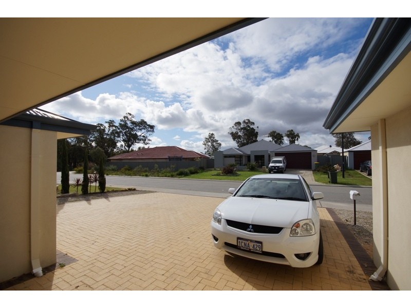 50 Ringwood Loop, Wellard WA 6170