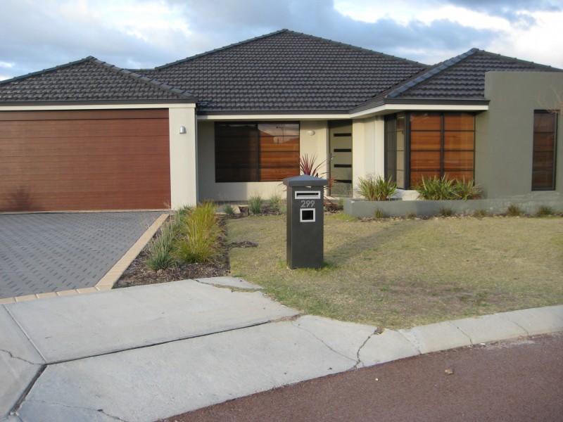 299 Tapper Road, Atwell WA 6164