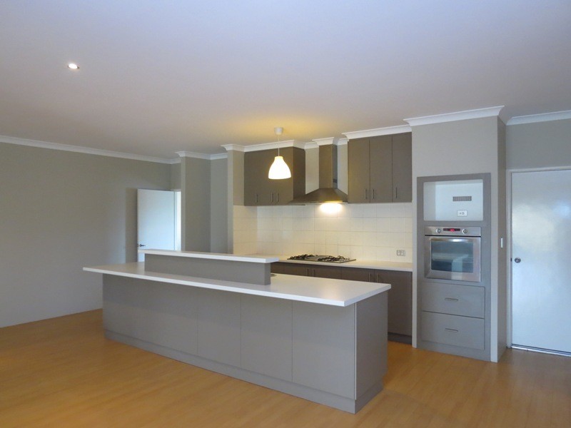 299 Tapper Road, Atwell WA 6164