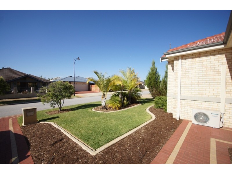 14 Warrego Street, Hammond Park WA 6164