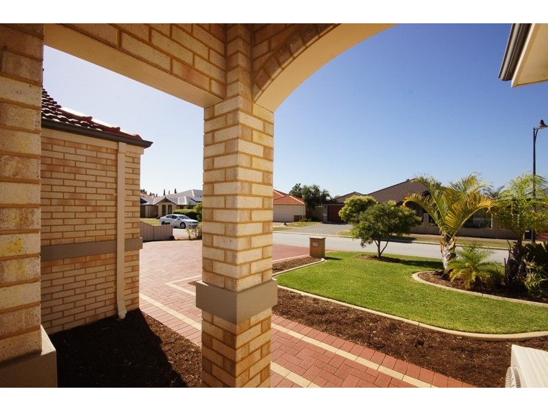 14 Warrego Street, Hammond Park WA 6164