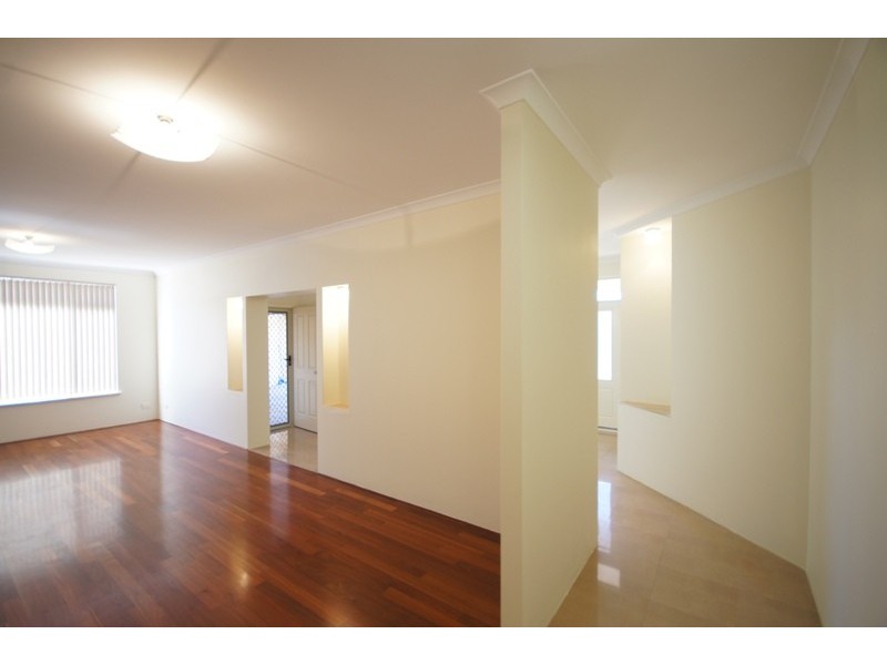 14 Warrego Street, Hammond Park WA 6164