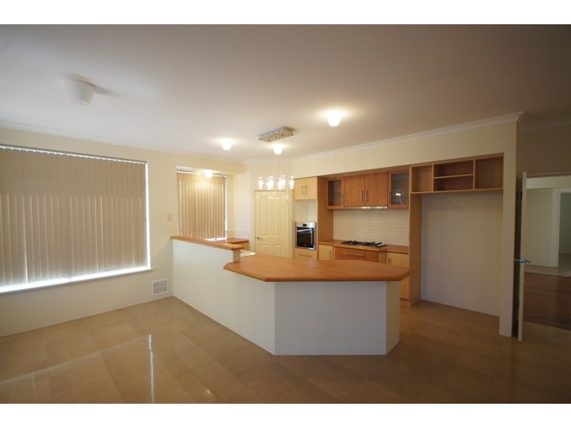 14 Warrego Street, Hammond Park WA 6164