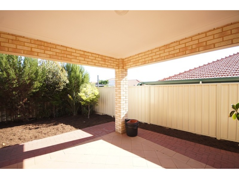 14 Warrego Street, Hammond Park WA 6164