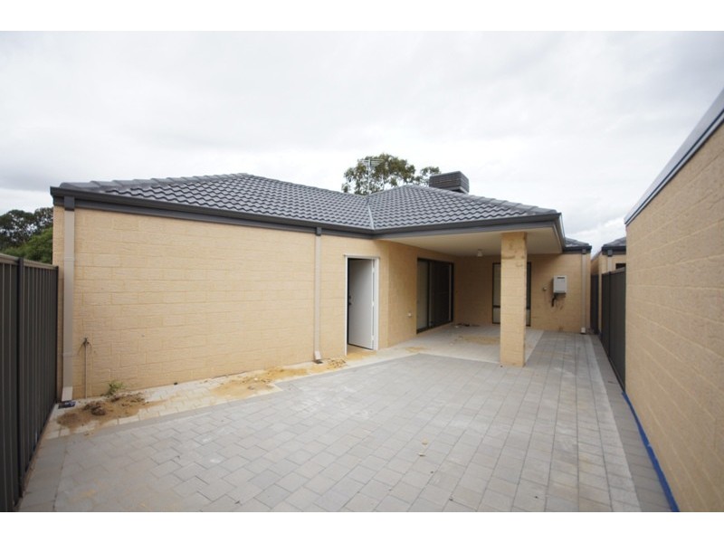 31/3 Braibrise Road, Wilson WA 6107
