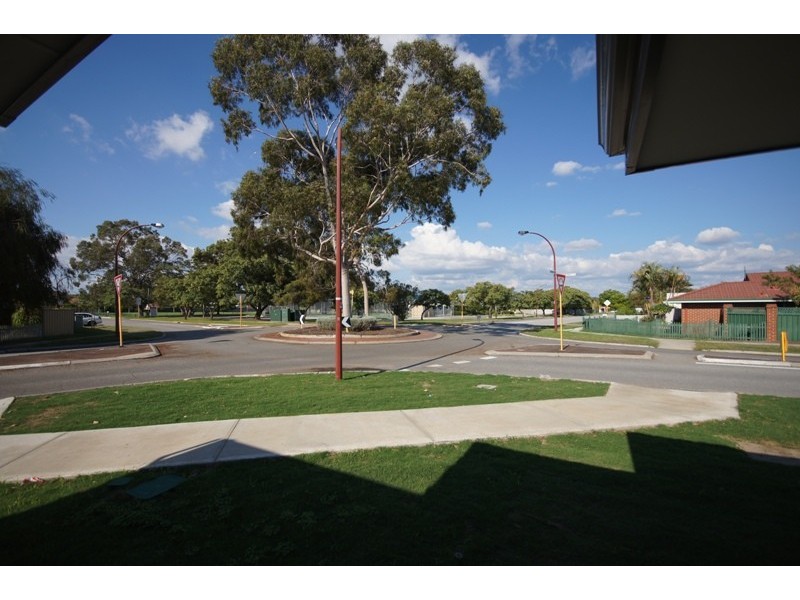 31 Braibrise Road, Wilson WA 6107