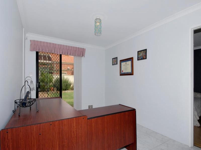 1 Illawarra Crescent, Canning Vale WA 6155