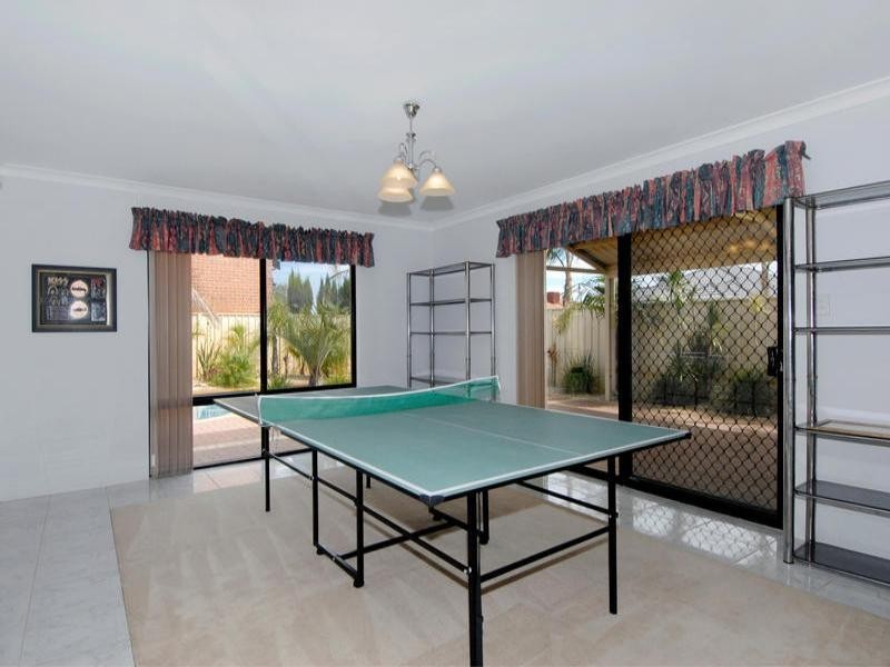 1 Illawarra Crescent, Canning Vale WA 6155