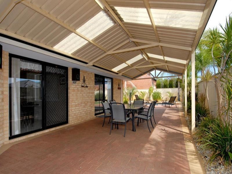 1 Illawarra Crescent, Canning Vale WA 6155