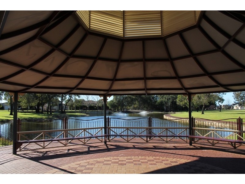 31 Pilkington Street, Canning Vale WA 6155