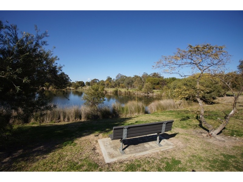 51 Wardell Loop, Dudley Park WA 6210