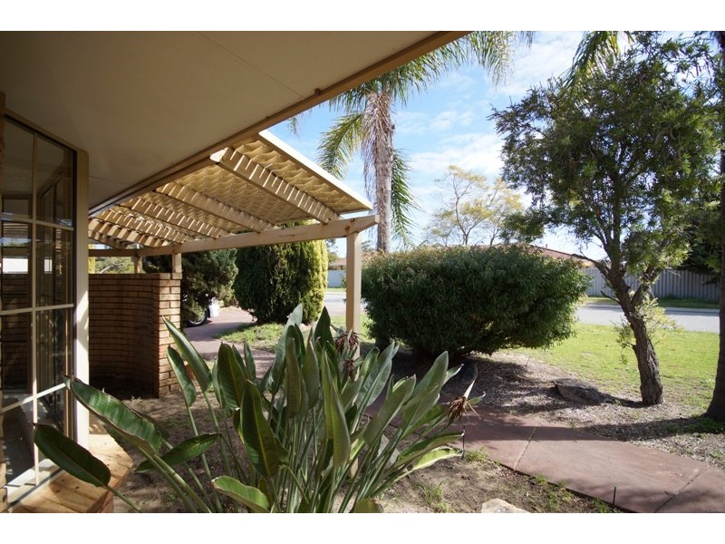 9 Crampton elbow, Murdoch WA 6150