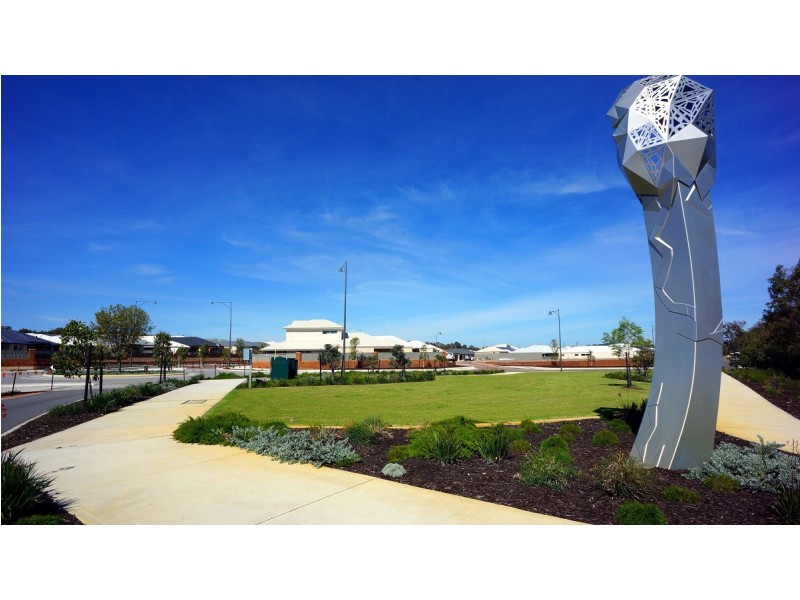 8 Needlewood Loop, Wandi WA 6167