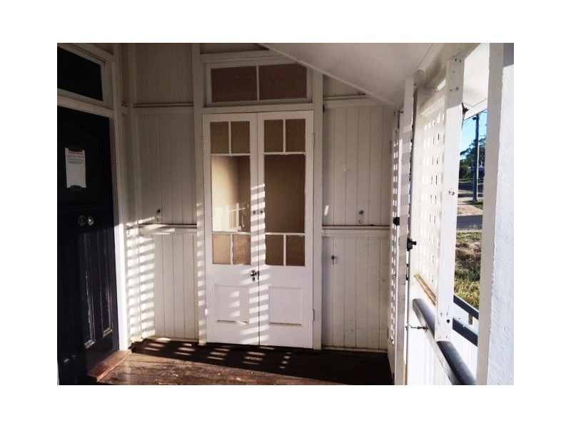 21 White Street, Emerald QLD 4720