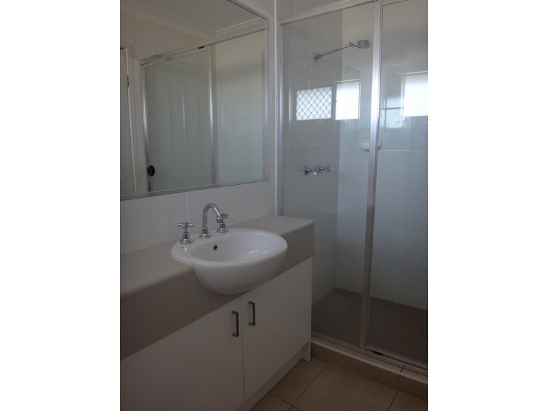 5 Suncrest Street, Emerald QLD 4720