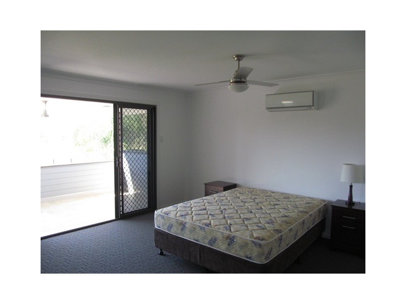 1/77 Church Lane, Emerald QLD 4720